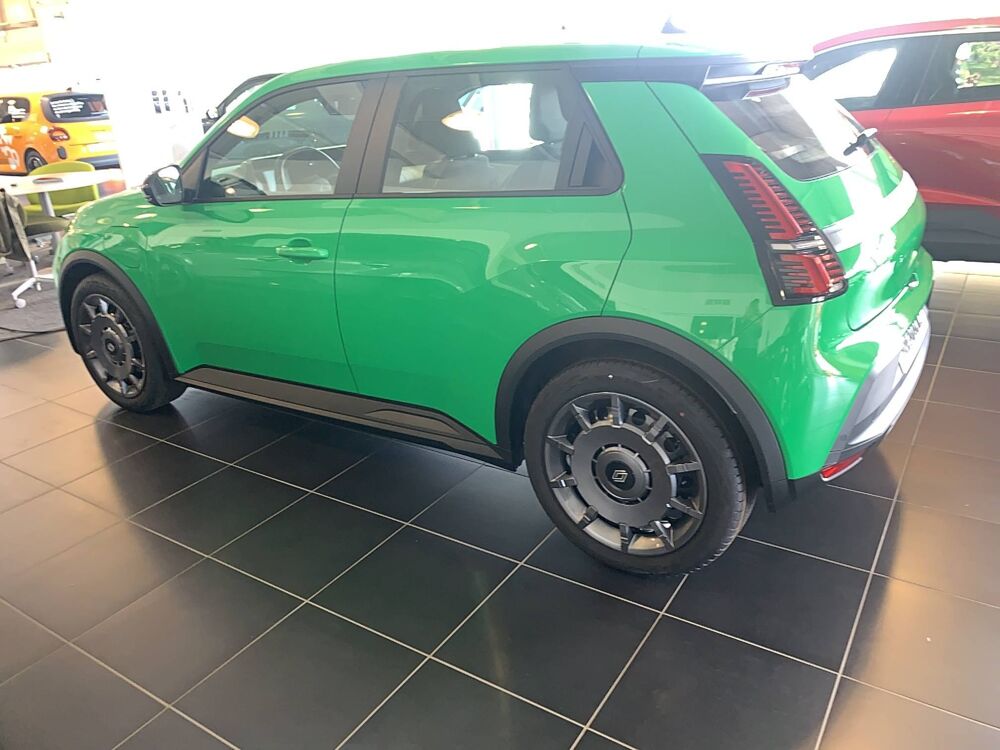 R5 Renault 5 E-Tech Electrique 120 ch autonomie urbaine 2026 occasion 29900 Concarneau