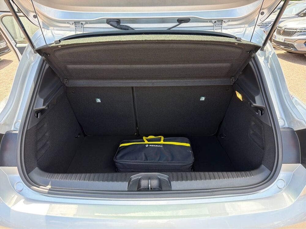 Clio E-Tech full hybrid 145 2023 occasion 14200 H&eacute;rouville-Saint-Clair