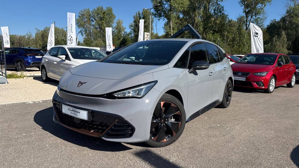 Born 204 ch - Batterie L 2023 occasion 38300 Bourgoin-Jallieu