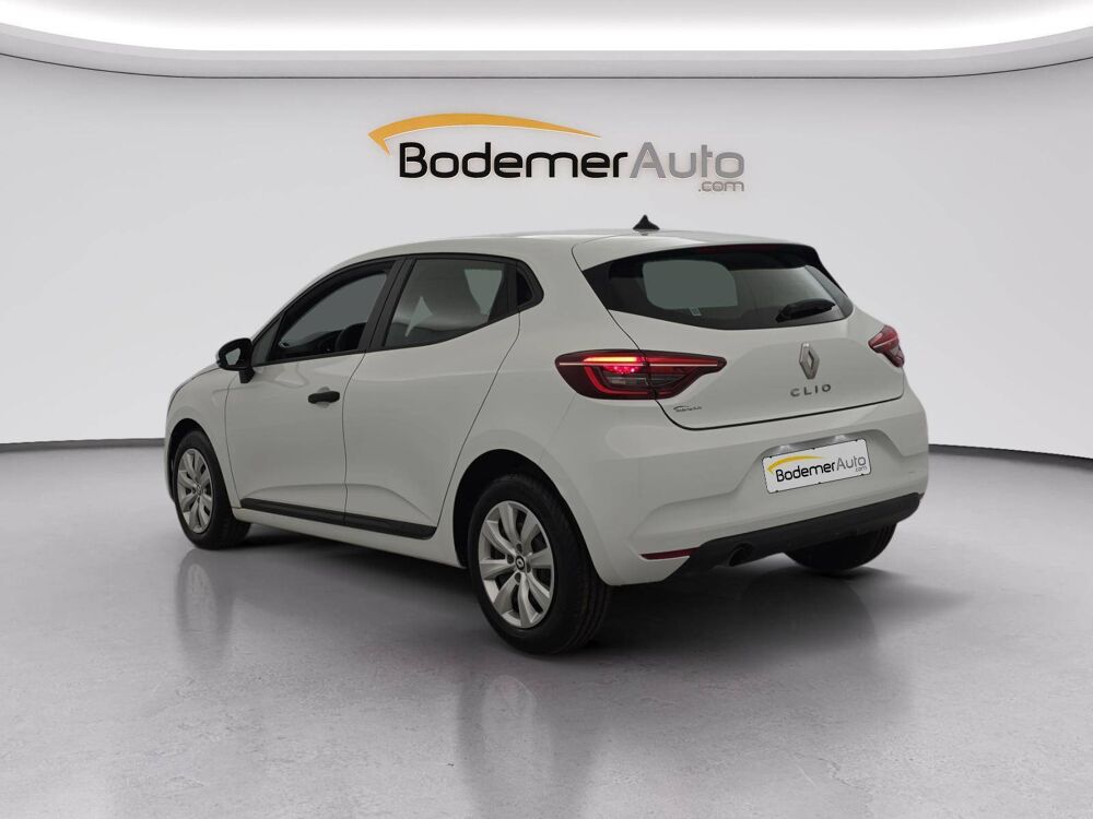 Clio CLIO SOCIETE BLUE DCI 100 - 21N 2022 occasion 50000 Saint-L&ocirc;
