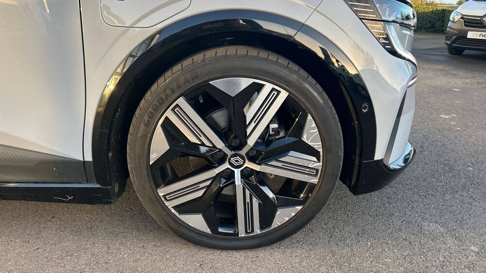 M&eacute;gane Megane E-Tech EV60 220 ch super charge 2023 occasion 61100 Flers