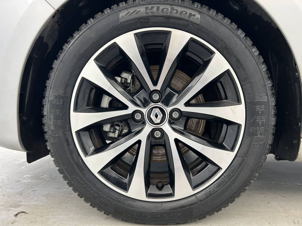 Clio E-Tech 140 - 21N 2022 occasion 29000 Quimper