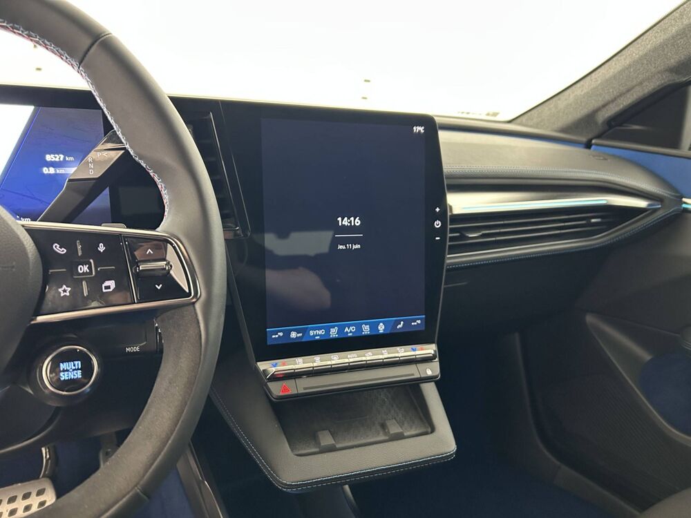 Sc&eacute;nic Scenic E-Tech &eacute;lectrique 220 ch grande autonomie 2025 occasion 29900 Concarneau