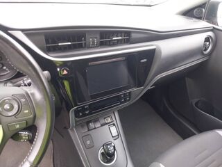 Auris Hybride 136h 2017 occasion 56000 Vannes