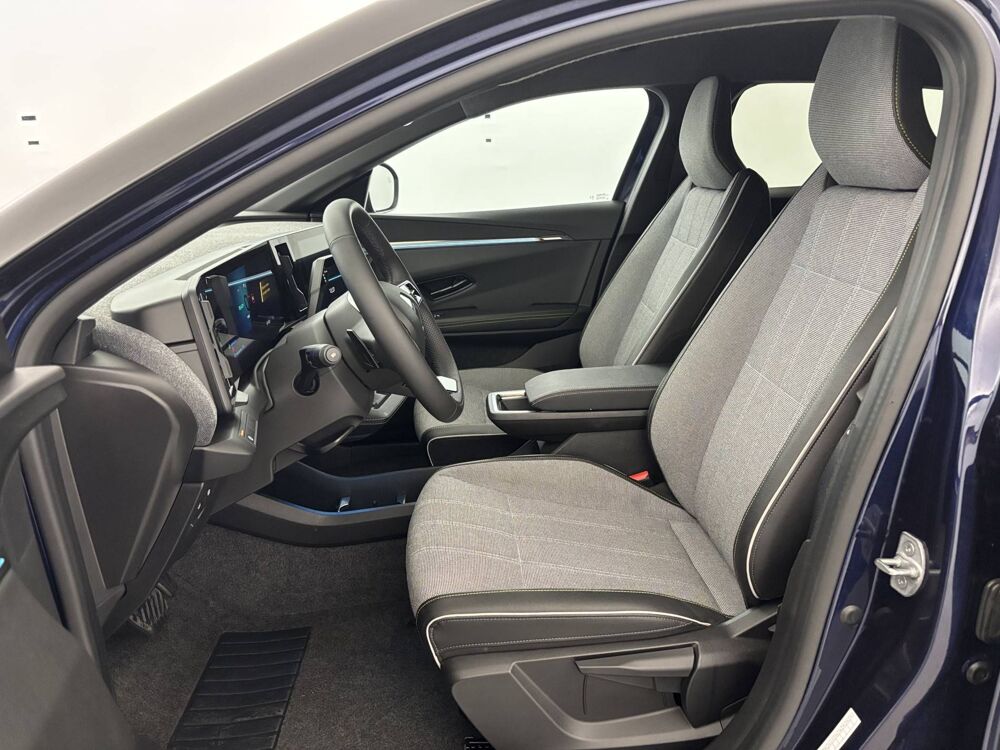 M&eacute;gane Megane E-Tech 220 ch autonomie confort GSR2 2025 occasion 22600 Loud&eacute;ac
