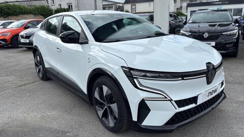 M&eacute;gane Megane E-Tech EV60 220 ch super charge 2023 occasion 56000 Vannes
