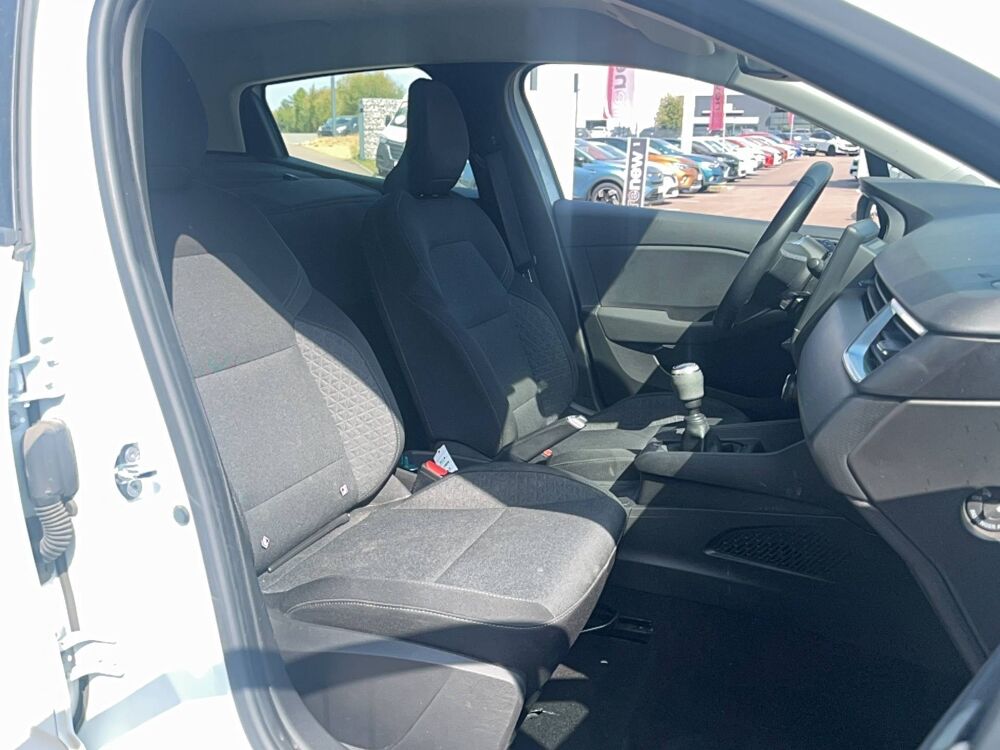 Clio CLIO SOCIETE BLUE DCI 100 - 21N 2021 occasion 61000 Alen&ccedil;on