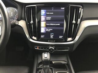 V60 D3 AdBlue 150 ch Geartronic 8 2021 occasion 25000 Besan&ccedil;on