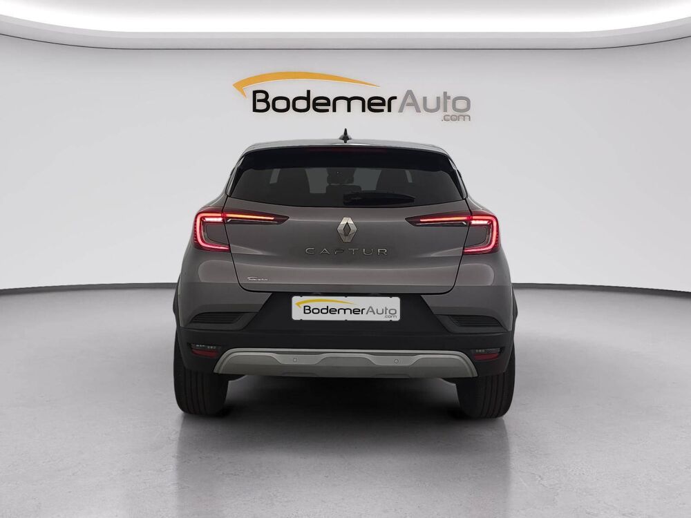 Captur TCe 90 2024 occasion 29000 Quimper