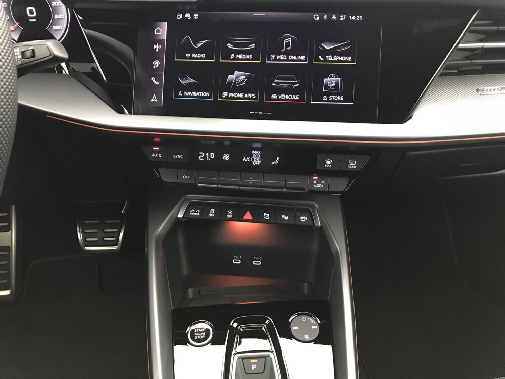 A3 Sportback TFSI Mild Hybrid 150 S tronic 7 2025 occasion 25000 Besan&ccedil;on