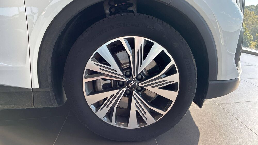 Q4 e-tron Sportback 45 285 ch 82 kWh quattro 2024 occasion 25000 Besan&ccedil;on