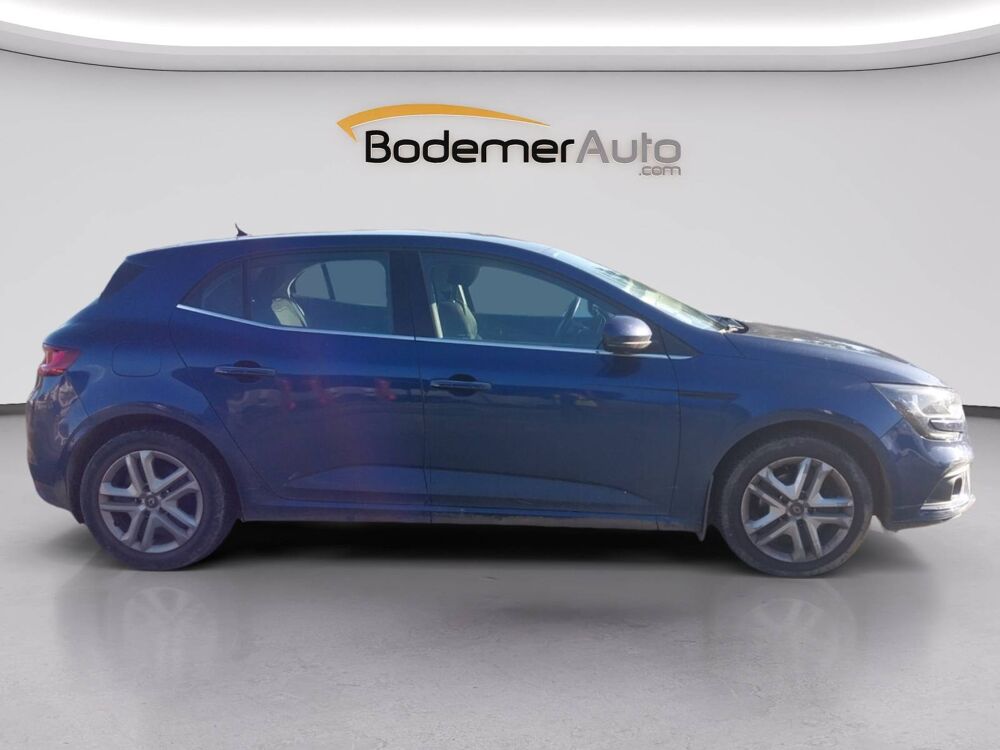 M&eacute;gane IV Berline dCi 90 Energy 2016 occasion 22600 Loud&eacute;ac
