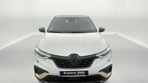 Arkana E-Tech hybride 145 - 22 2023 occasion 25000 Besan&ccedil;on