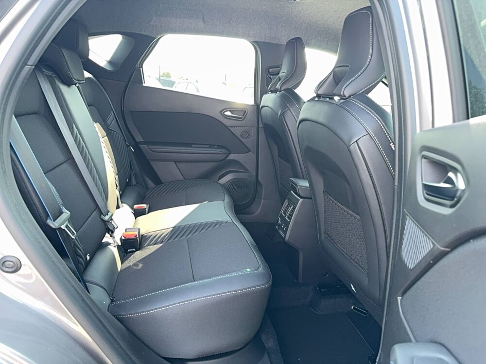 Captur E-Tech full hybrid 160 ch 2026 occasion 29900 Concarneau