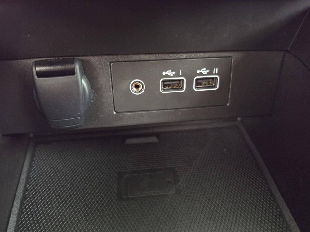 Clio E-Tech full hybrid 145 2024 occasion 29900 Concarneau