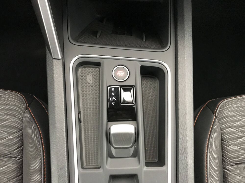 Leon Sportstourer 2.0 TDI 150 DSG7 2024 occasion 25000 Besan&ccedil;on