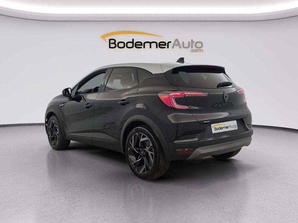Captur E-Tech full hybrid 145 ch 2025 occasion 56000 Vannes