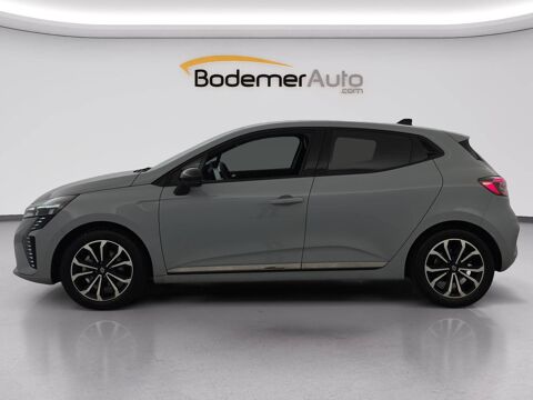 Clio E-Tech full hybrid 145 2023 occasion 22600 Loud&eacute;ac