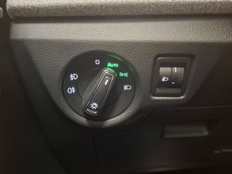 Kamiq 1.0 TSI Evo 2 95 ch BVM5 2026 occasion 25000 Besan&ccedil;on