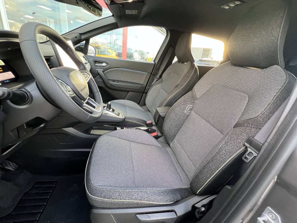 Symbioz E-Tech full hybrid 160 ch 2025 occasion 50000 Saint-L&ocirc;