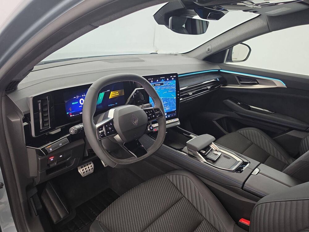 Espace full hybrid E-Tech 200 ch 7pl 2026 occasion 29000 Quimper
