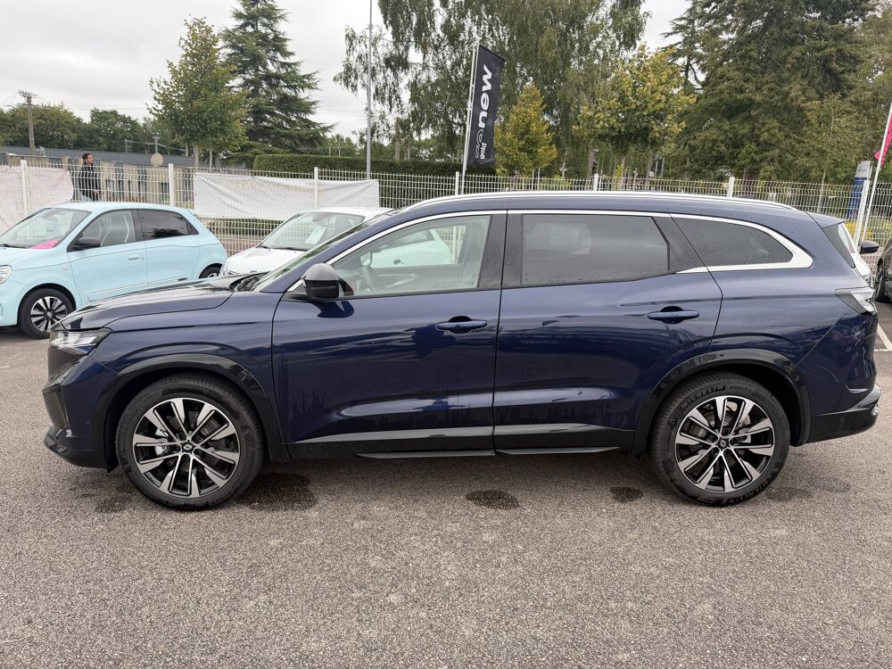 Espace full hybrid E-Tech 200 ch 7pl 2026 occasion 56800 Plo&euml;rmel