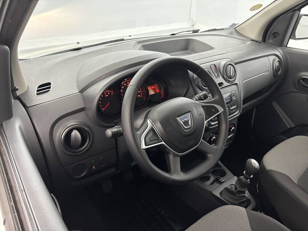 Lodgy Blue dCi 95 7 places 2019 occasion 50000 Saint-L&ocirc;
