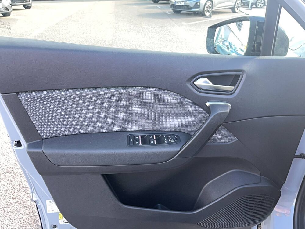 Captur E-Tech full hybrid 160 ch 2026 occasion 29270 Carhaix-Plouguer