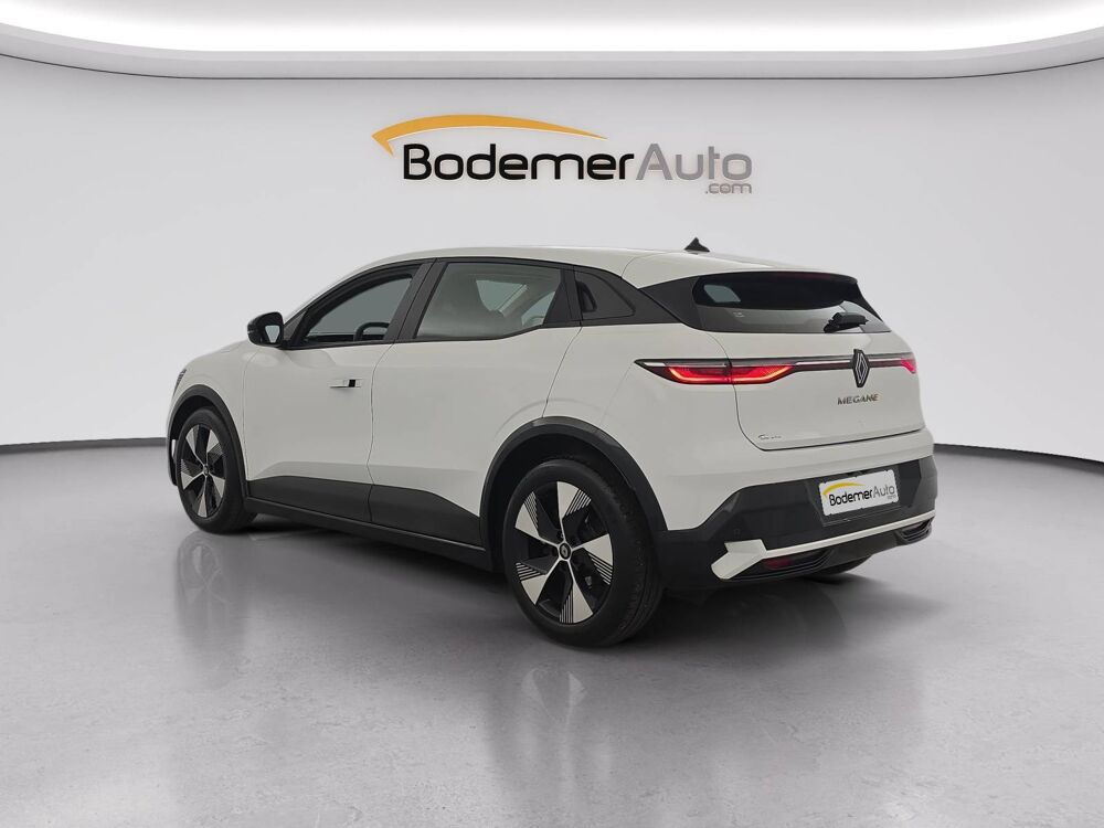 M&eacute;gane Megane E-Tech EV40 130ch standard charge 2022 occasion 56800 Plo&euml;rmel