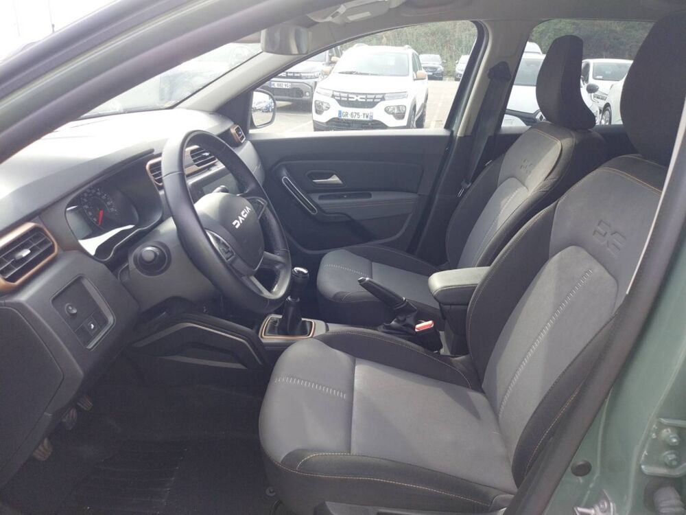 Duster Blue dCi 115 4x4 2024 occasion 29150 Ch&acirc;teaulin