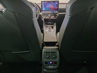 Leon 1.5 eTSI Hybrid 150 ch DSG7 2026 occasion 25000 Besan&ccedil;on