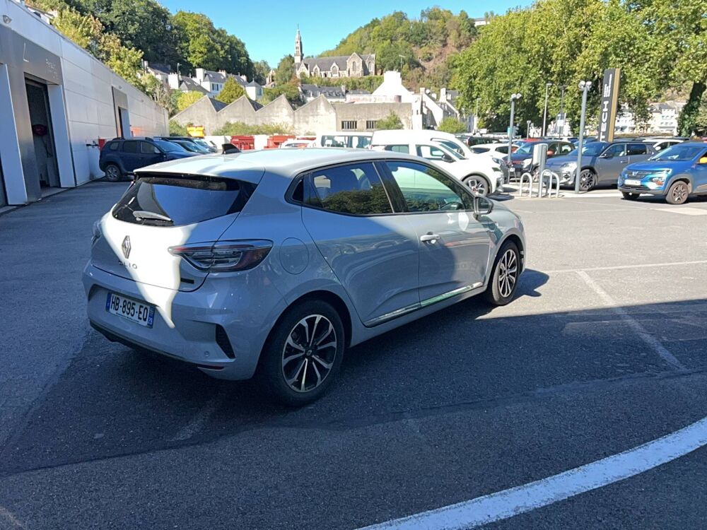 Clio E-Tech full hybrid 145 ch GSR2 2024 occasion 29150 Ch&acirc;teaulin