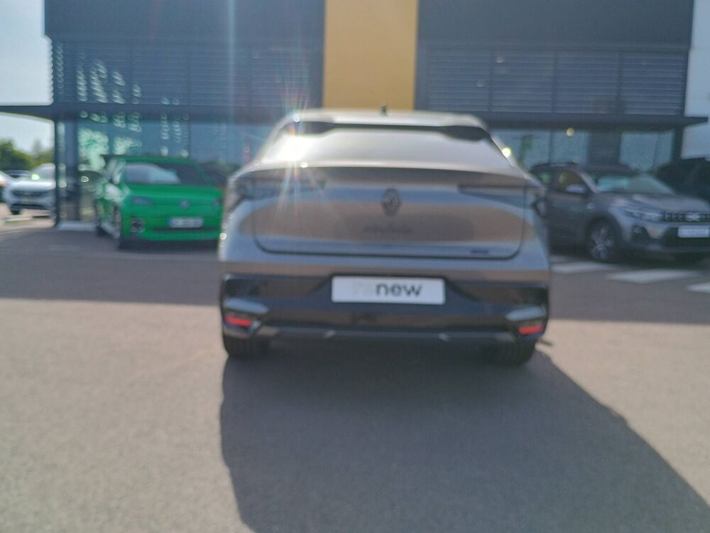 Rafale hyper hybrid E-Tech 300 ch 4x4 2025 occasion 61000 Alen&ccedil;on