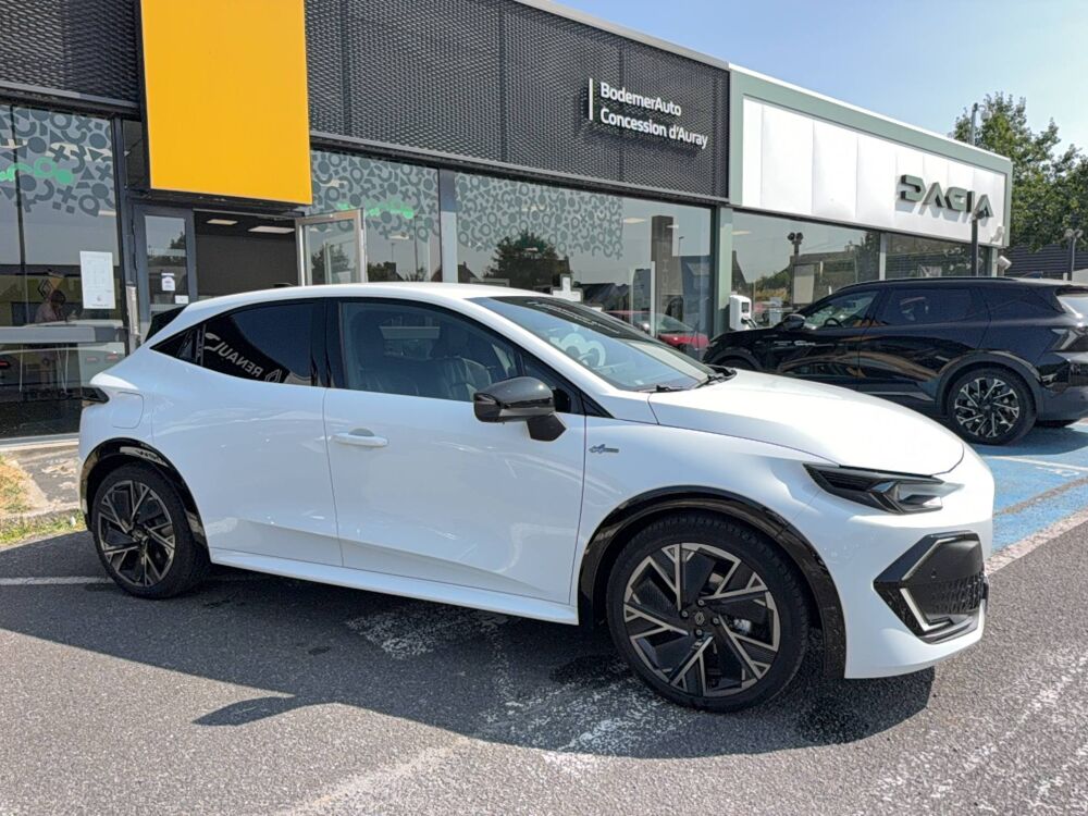 Clio E-Tech full hybrid 160 ch 2026 occasion 56400 Auray