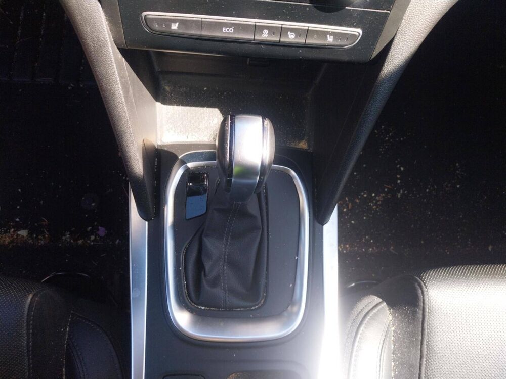 M&eacute;gane IV Berline TCe 140 EDC FAP 2019 occasion 56400 Auray