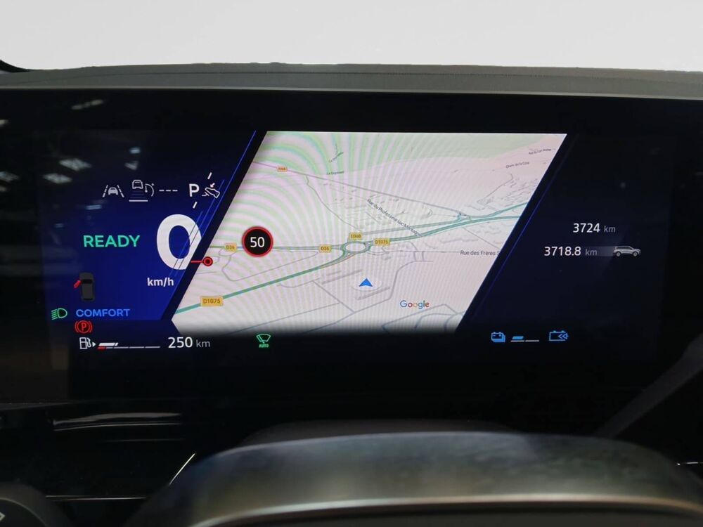 Espace full hybrid E-Tech 200 ch 7pl 2026 occasion 29000 Quimper