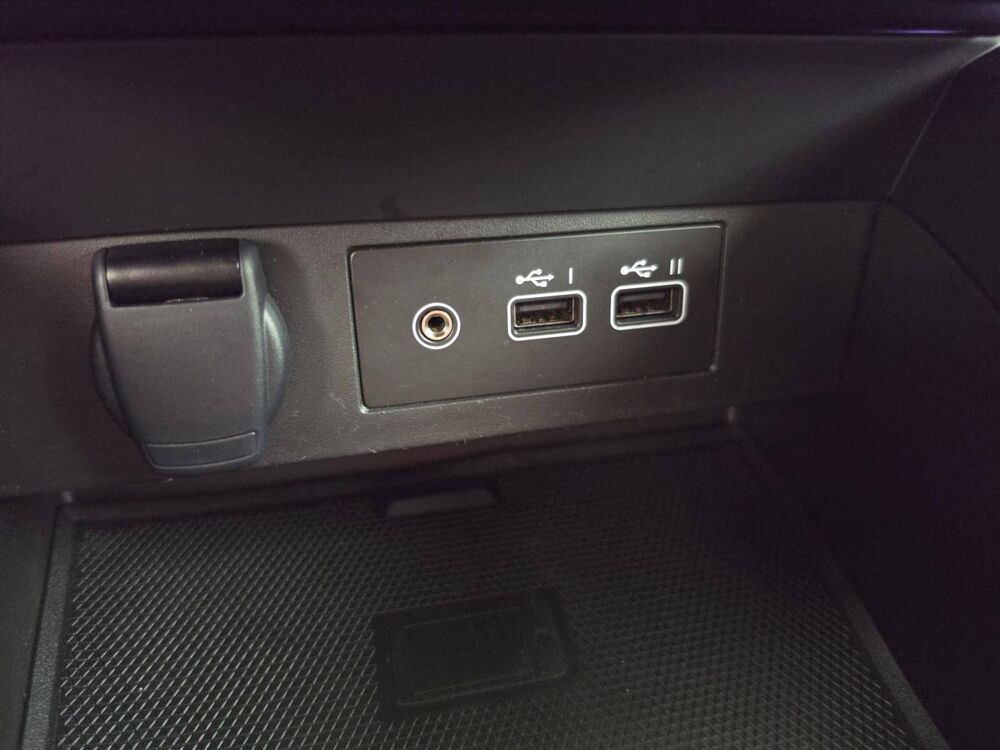 Clio E-Tech full hybrid 145 ch GSR2 2025 occasion 22500 Paimpol