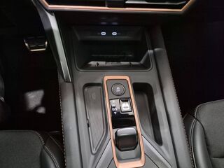 Leon 1.5 eTSI Hybrid 150 ch DSG7 2026 occasion 25000 Besan&ccedil;on