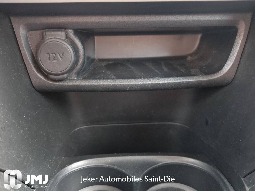 208 1.0 PureTech 68ch BVM5 2015 occasion 88100 Sainte-Marguerite