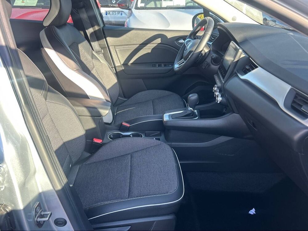 Captur mild hybrid 160 EDC 2024 occasion 14200 H&eacute;rouville-Saint-Clair