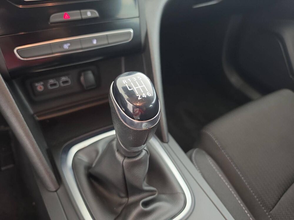 M&eacute;gane IV Berline Blue dCi 115 - 20 2020 occasion 61100 Flers
