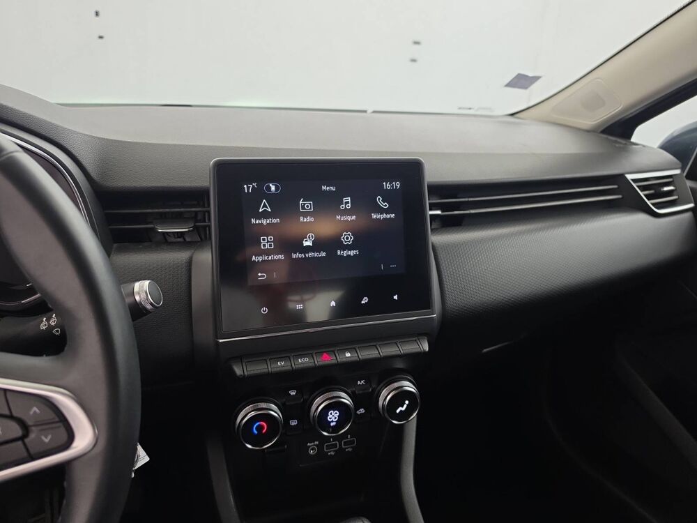 Clio E-Tech 140 - 21 2021 occasion 50100 Cherbourg-en-Cotentin