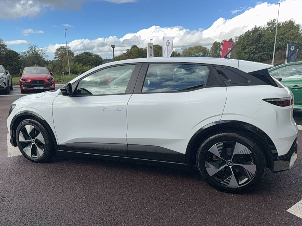 M&eacute;gane Megane E-Tech EV60 220 ch super charge 2024 occasion 50000 Saint-L&ocirc;