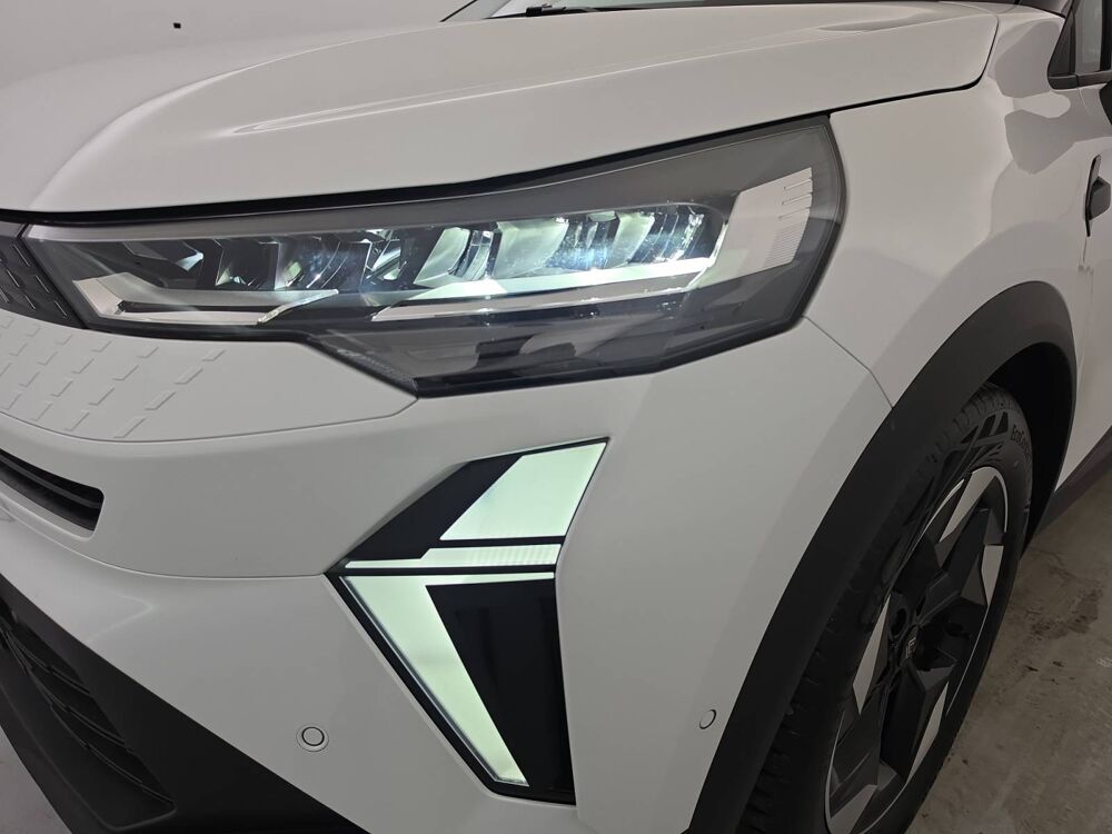Captur E-Tech full hybrid 160 ch 2026 occasion 56000 Vannes