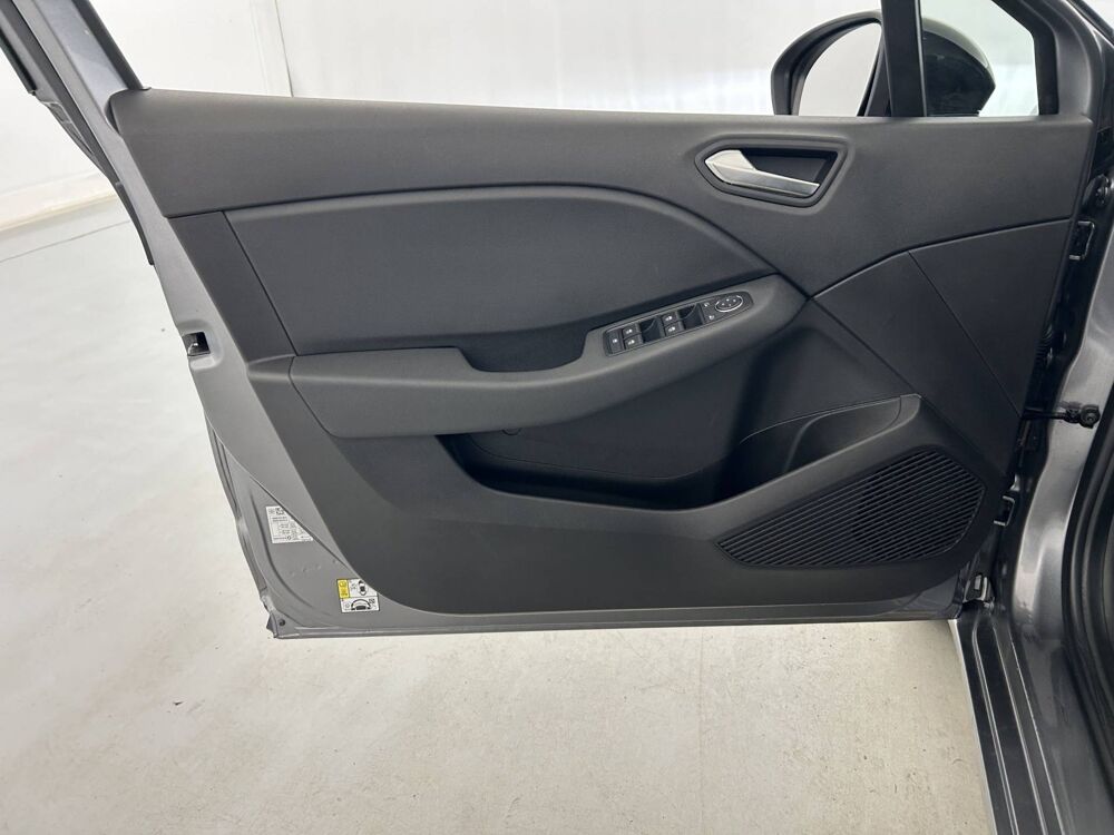 Clio E-Tech full hybrid 145 ch GSR2 2025 occasion 14200 H&eacute;rouville-Saint-Clair