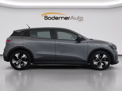 M&eacute;gane Megane E-Tech EV40 130ch standard charge 2023 occasion 14200 H&eacute;rouville-Saint-Clair