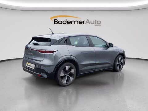 M&eacute;gane Megane E-Tech EV40 130ch standard charge 2023 occasion 14200 H&eacute;rouville-Saint-Clair