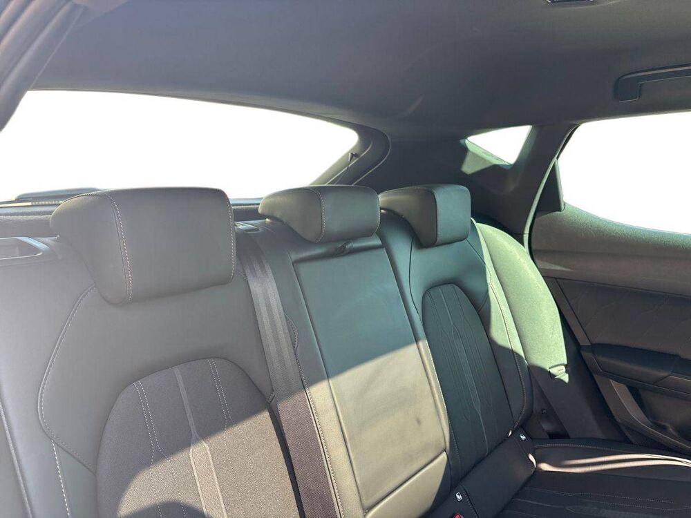 Leon 1.4 e-HYBRID 245 ch DSG6 2023 occasion 13300 Salon-de-Provence