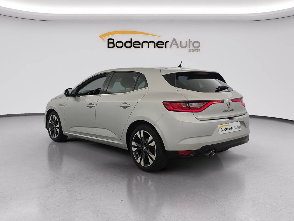 M&eacute;gane IV Berline Blue dCi 115 EDC 2019 occasion 29200 Brest