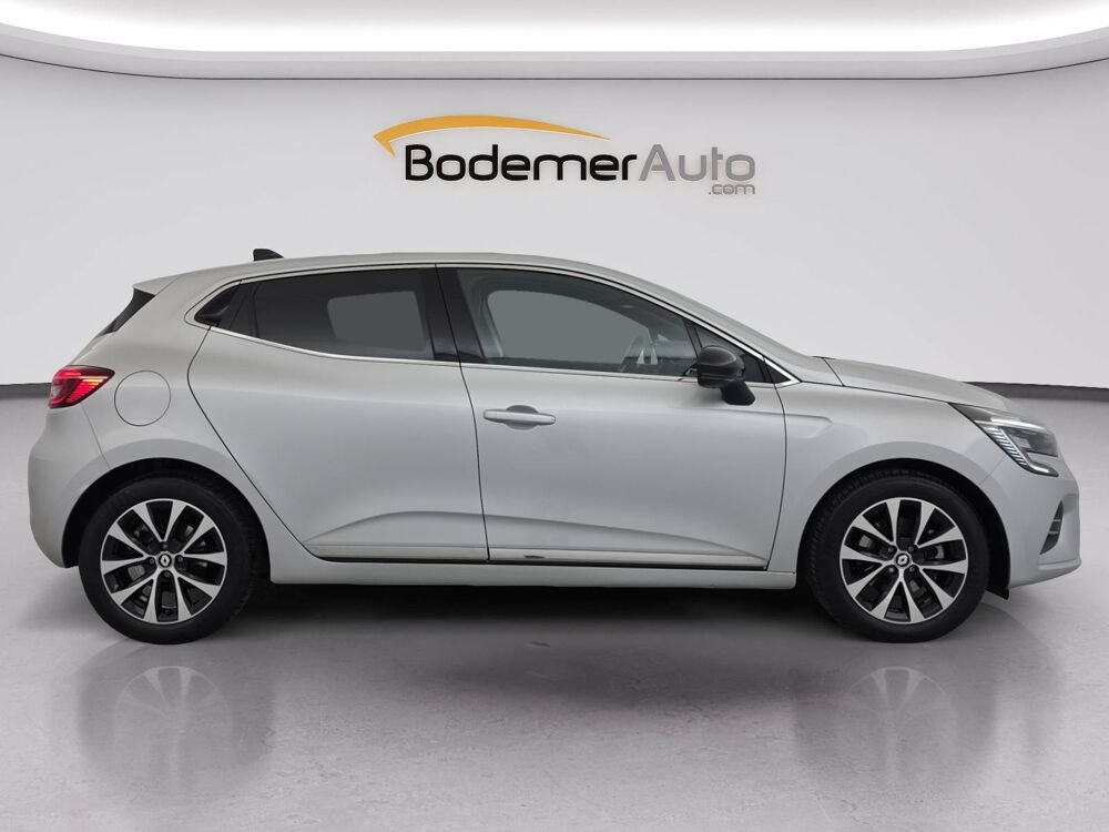 Clio E-Tech full hybrid 145 2023 occasion 56000 Vannes